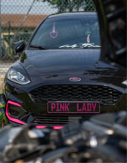 Magiktarg - La Tua Targa Personalizzata